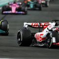Kevin Magnussen leading Lewis Hamilton. Saudi Arabia March 2022