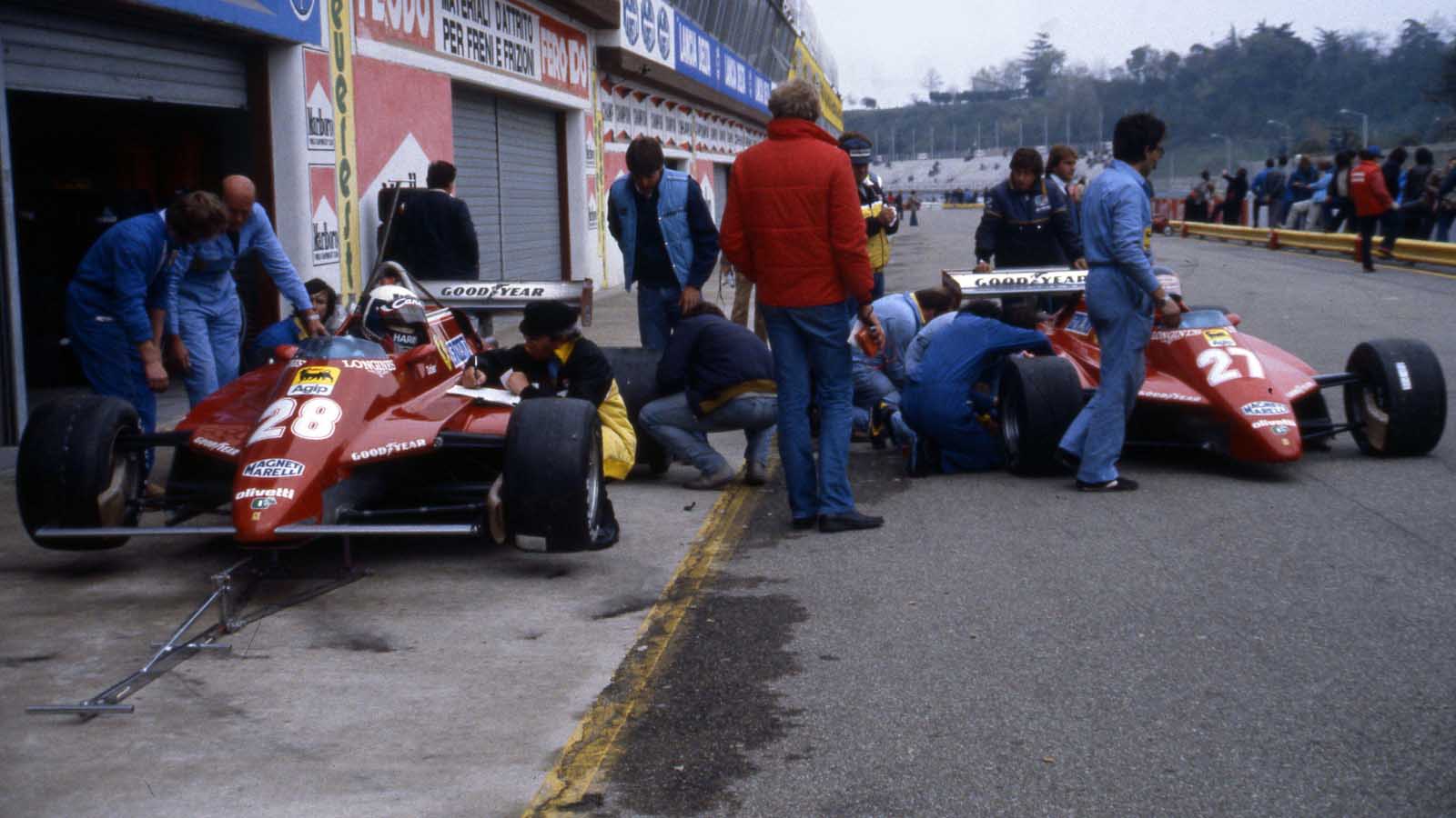 法拉利司机吉尔斯·维伦纽夫（Gilles Villeneuve）和迪迪埃·皮罗尼（Didier Pironi）。圣马力诺1982。