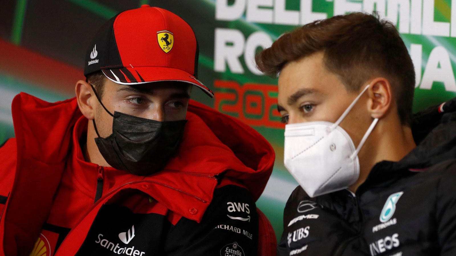 Charles Leclerc speaks to George Russell. Imola, April 2022.