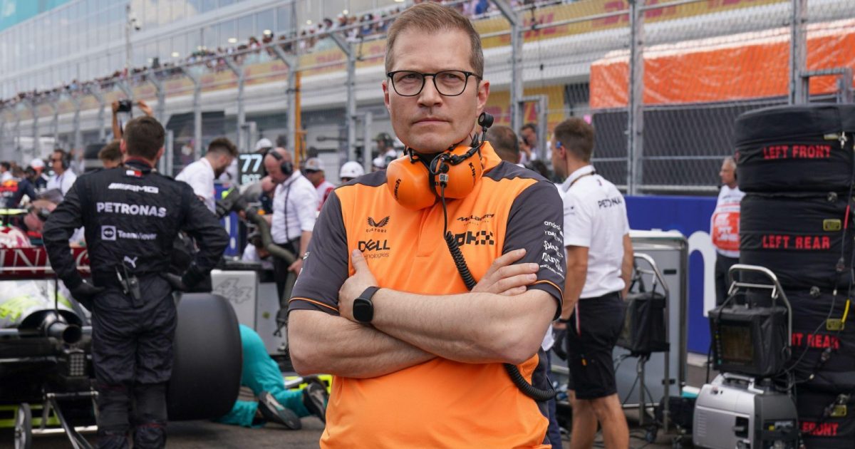 Andreas Seidl stands with his arms folded. Miami, May 2022.