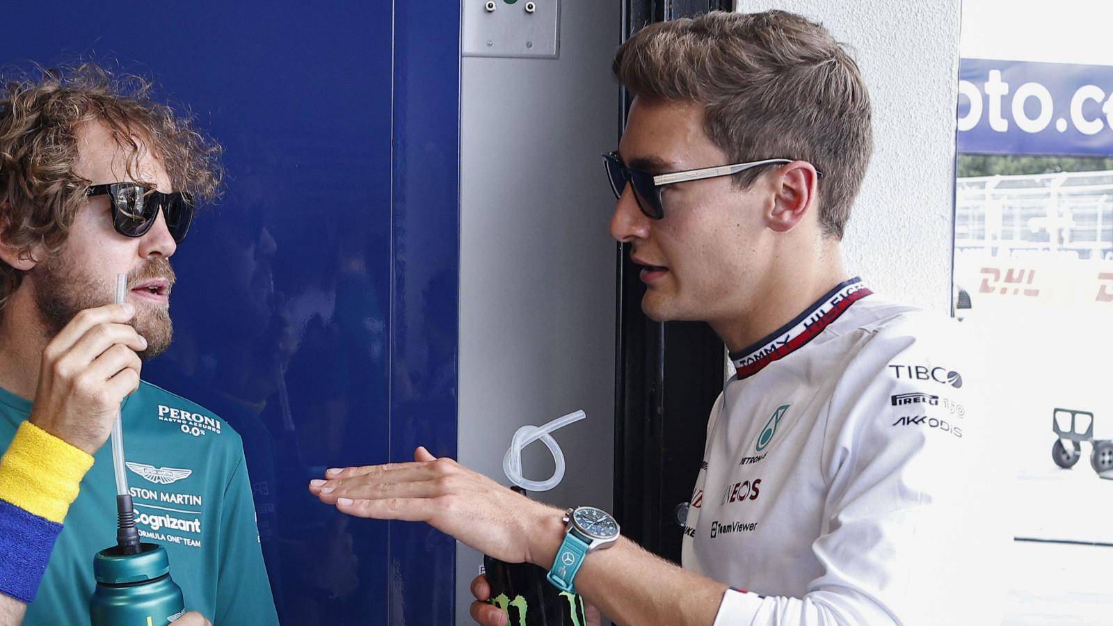George Russell explains to Sebastian Vettel. Miami May 2022