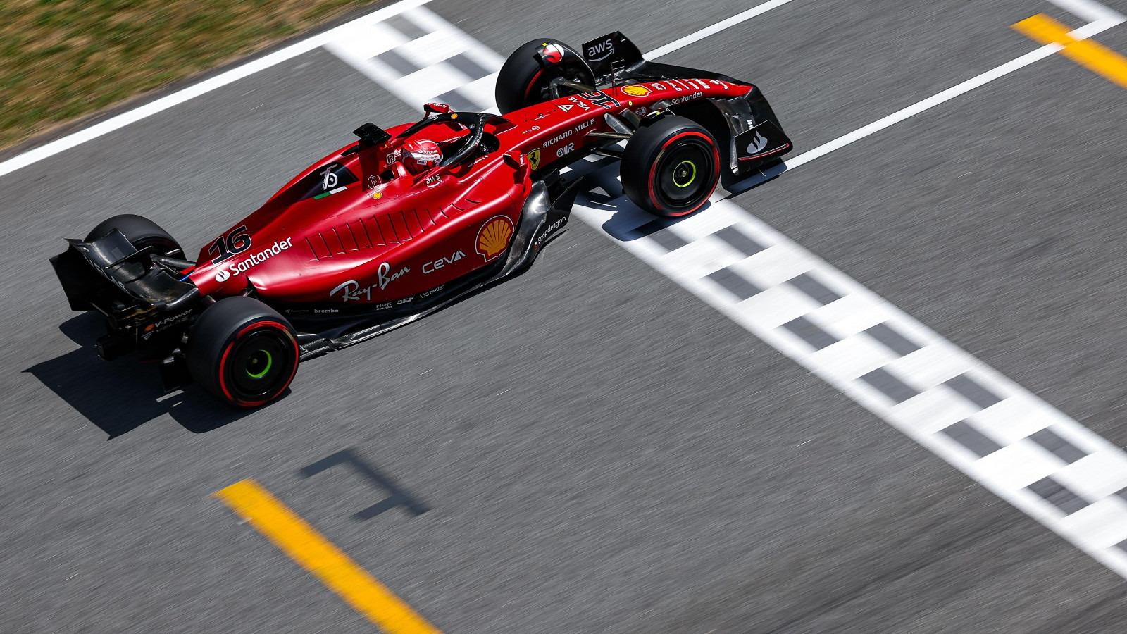 Leclerc puts Ferrari on pole for Spanish GP