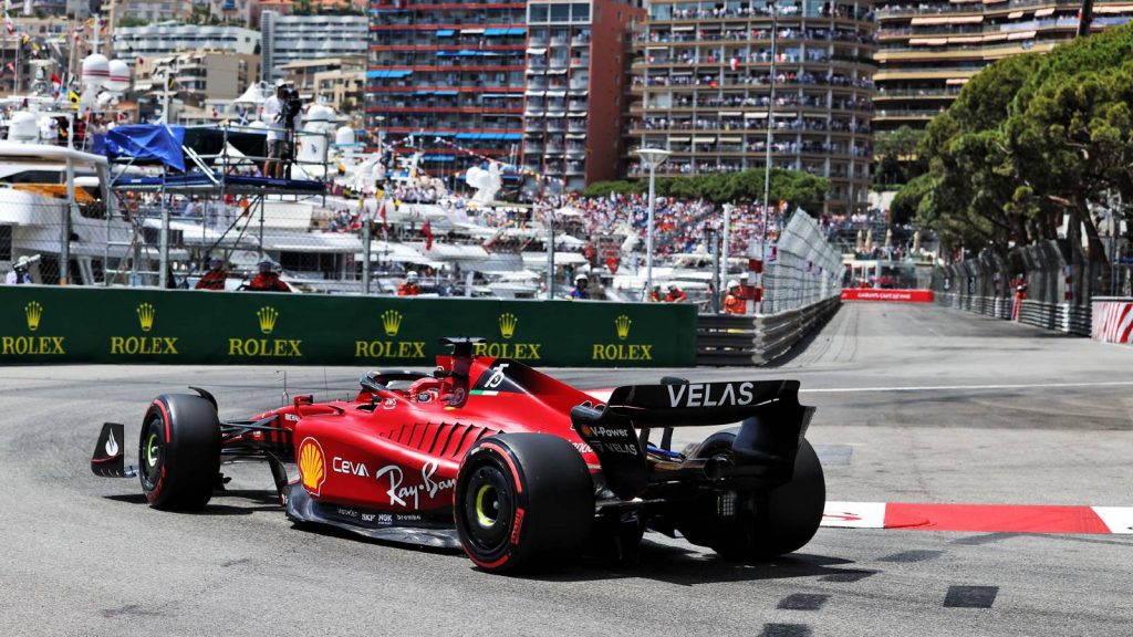 Charles Leclerc el día de la calificación en el Gran Premio de Mónaco. Montecarlo mayo 2022.