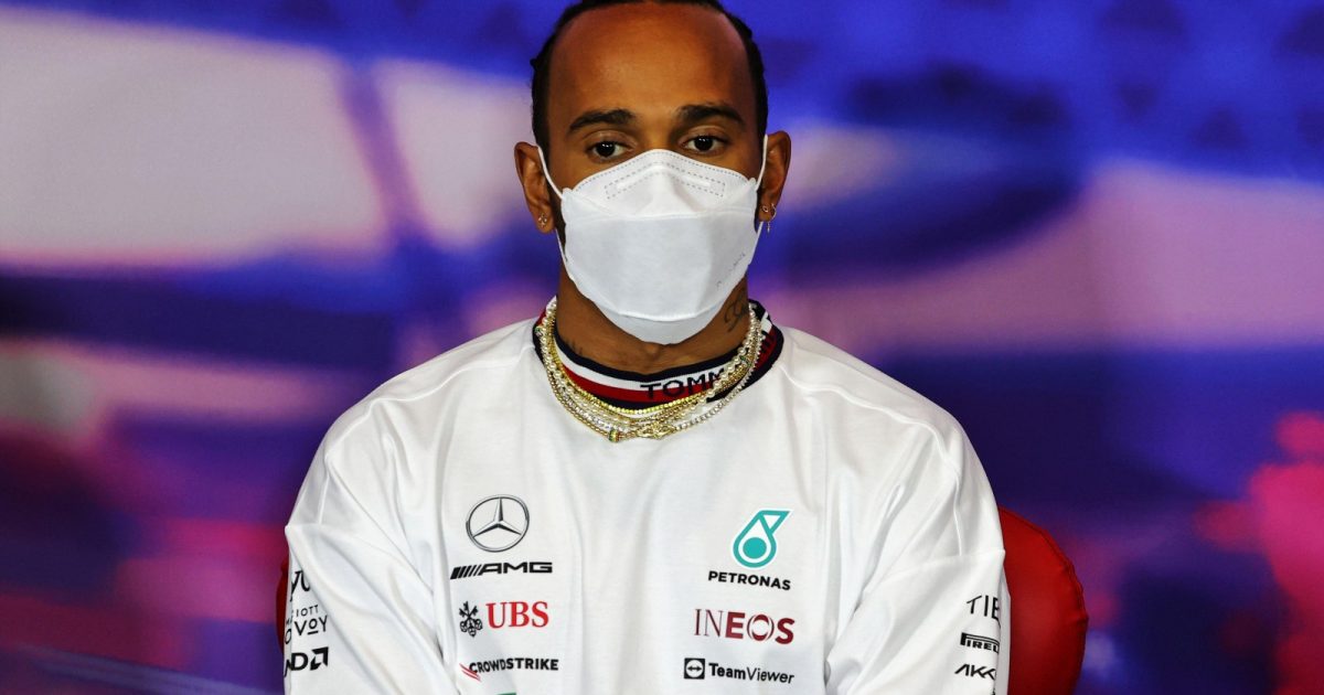 Lewis Hamilton, Mercedes, wearing a mask at Silverstone. England, June 2022.