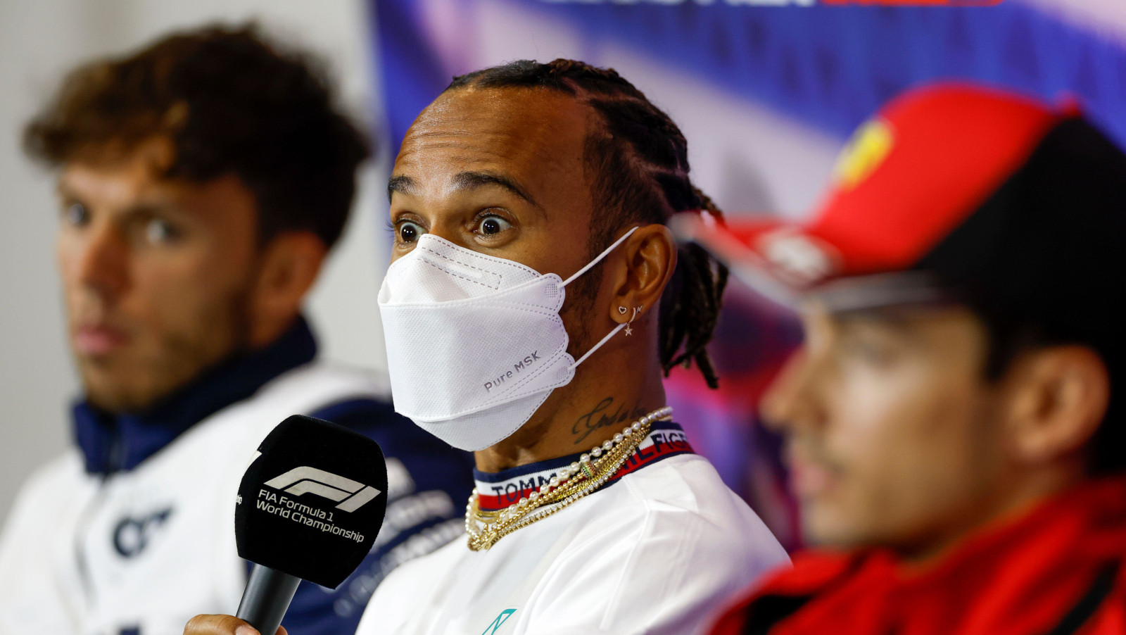 Lewis Hamilton in the press conference, surprised eyes. Silverstone July 2022