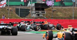 Drivers vie for position in the British GP. Silverstone July 2022.