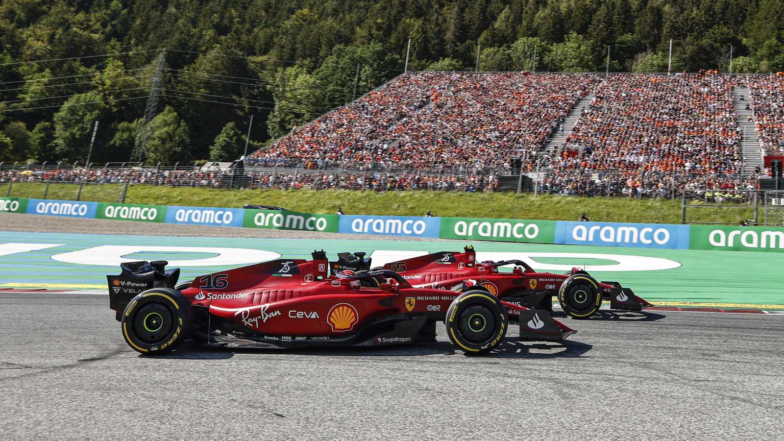 Charles Lecler Carlos Sainz battle sprint race austria ferrari