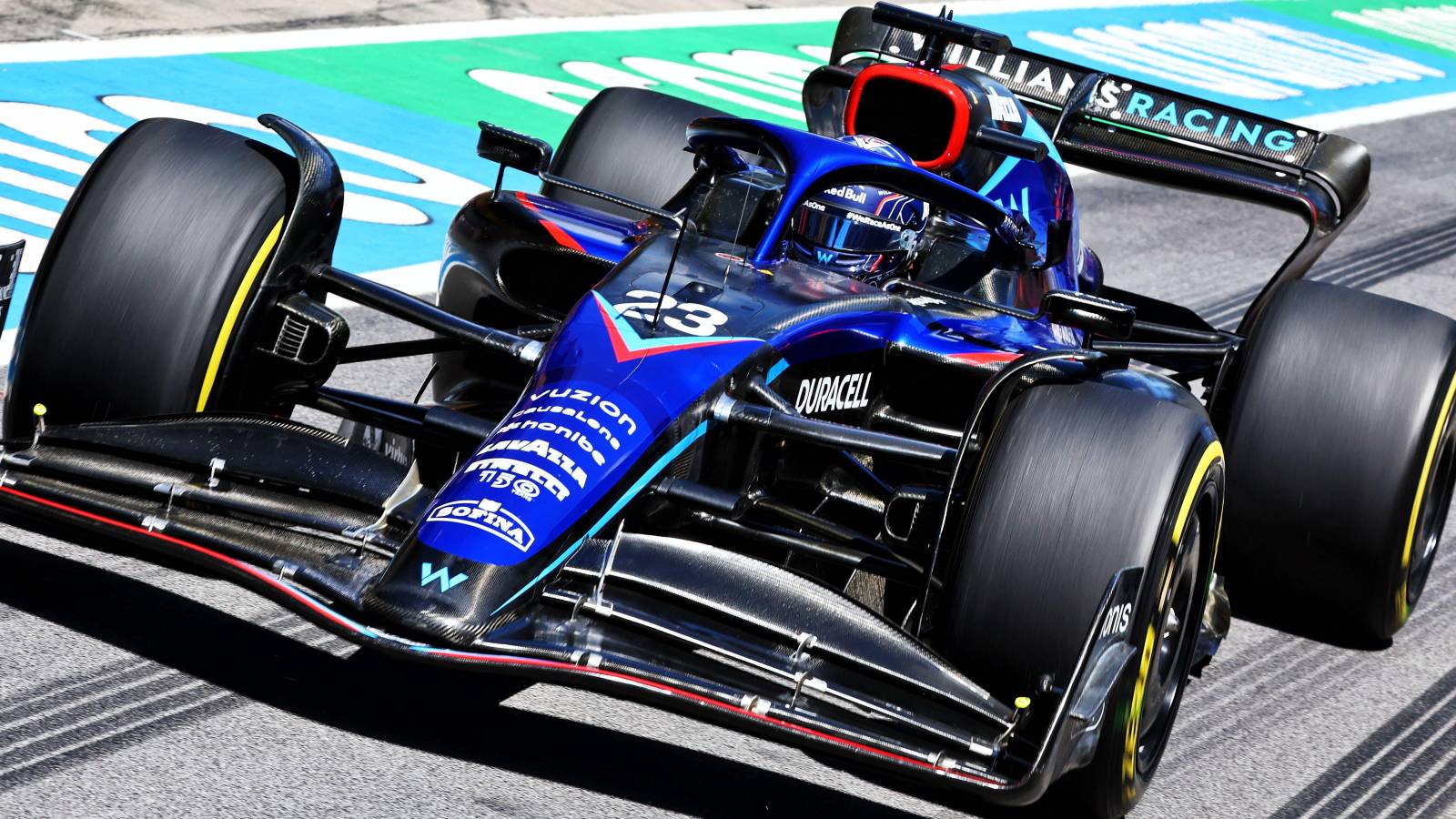 Alex Albon drives the upgraded Williams FW44. Austria, July 2022.