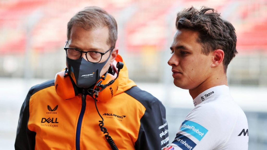 Lando Norris speaking with his team boss Andreas Seidl during testing. Spain February 2022