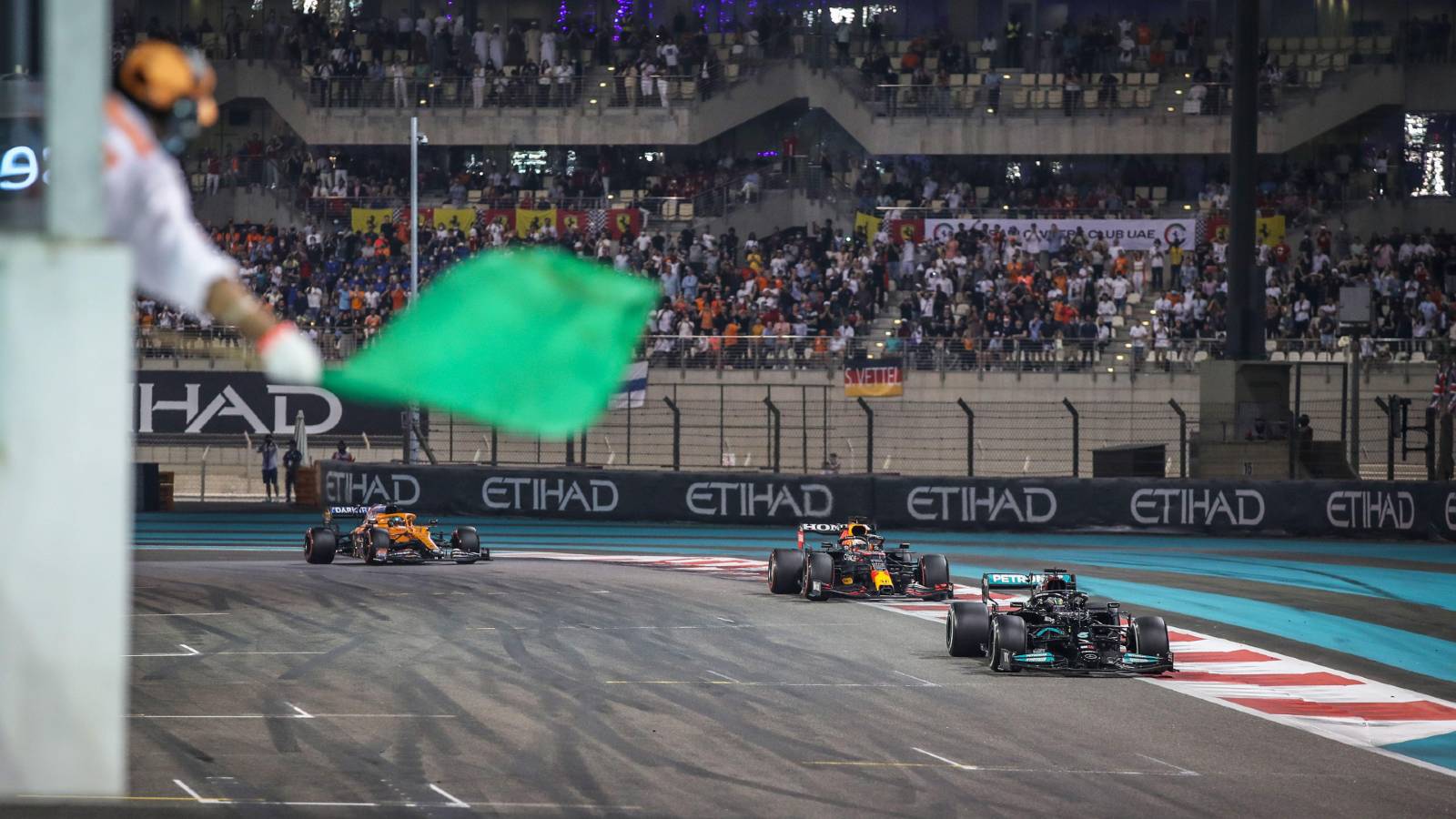 Max Verstappen beats Lewis Hamilton to F1 world title on last lap in Abu  Dhabi, Formula One