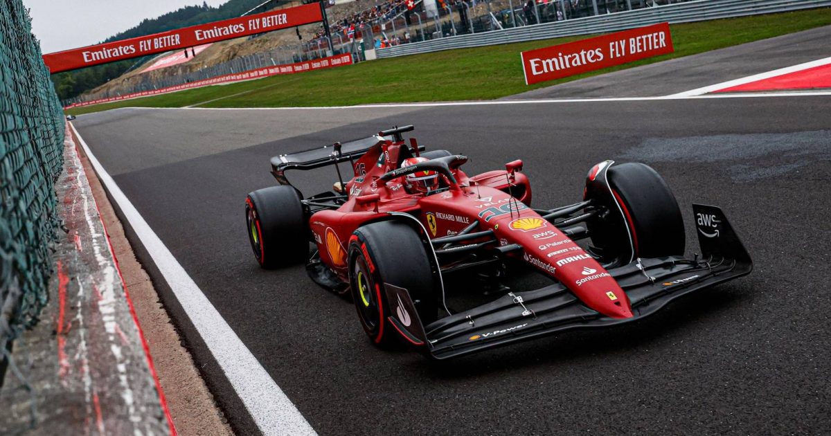 查尔斯·勒克莱尔的法拉利在比利时大奖赛的排位赛上。2022年8月Spa-Francorchamps。