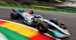 梅赛德斯的乔治罗素在比利时大奖赛。Spa-Francorchamps, 2022年8月。