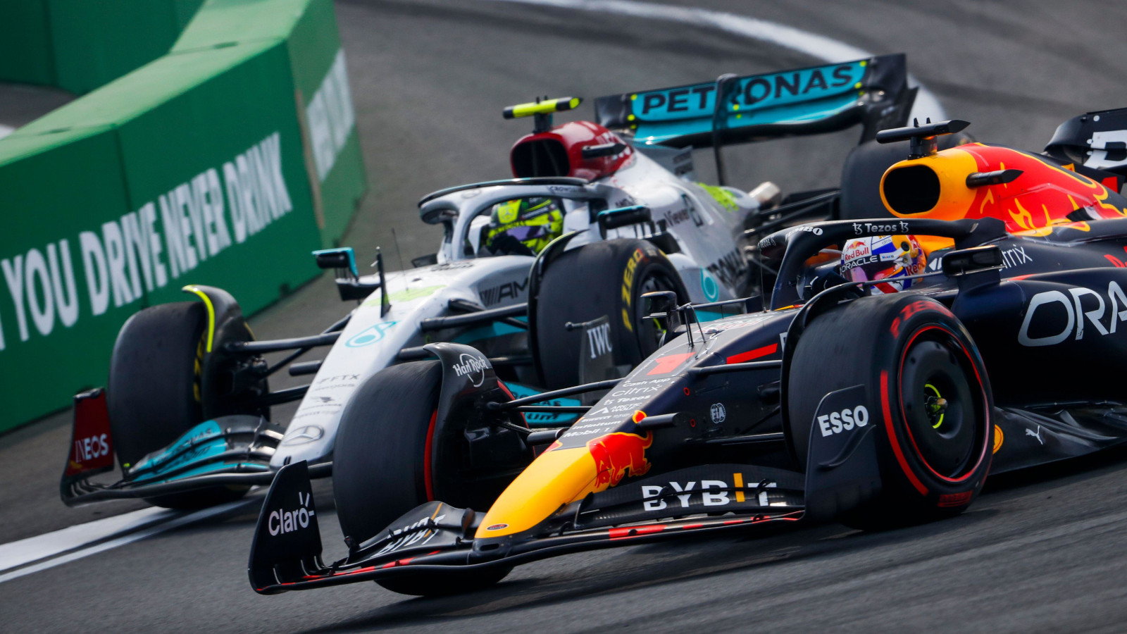 Lewis Hamilton wins French Grand Prix to retake lead in Formula