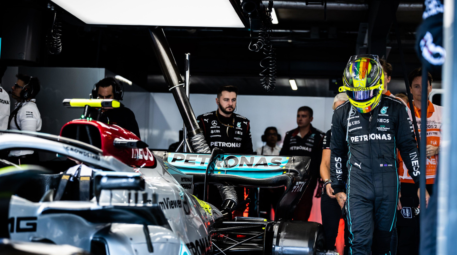 Lewis Hamilton walking with his head down in the Mercedes garage. Netherlands September 2022