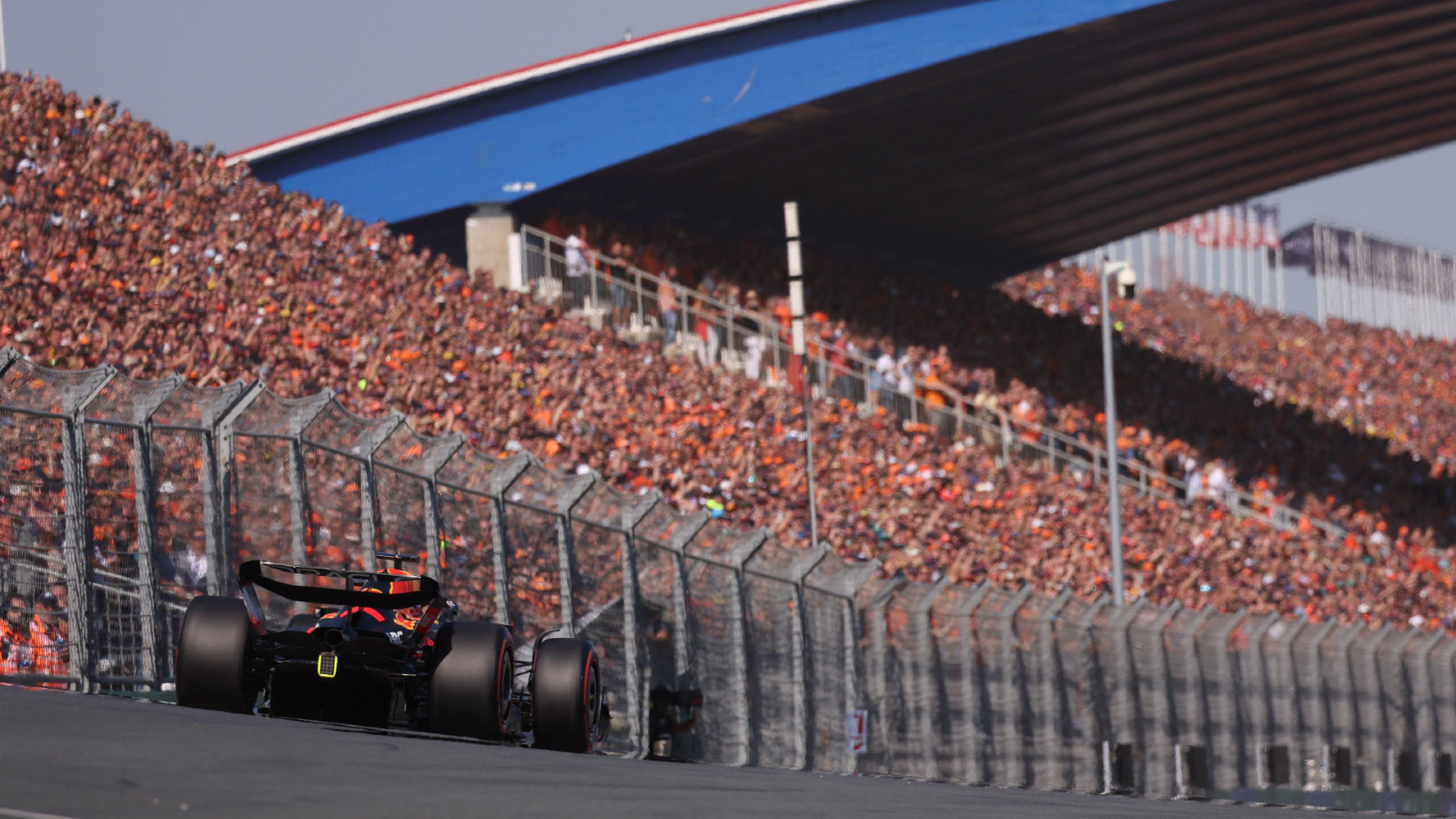 红牛l's Max Verstappen on track during the Dutch Grand Prix. Zandvoort, September 2022.