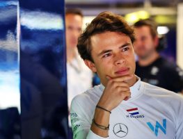 Williams Nyck de Vries in thought in the Williams garage. Italy, September 2022.