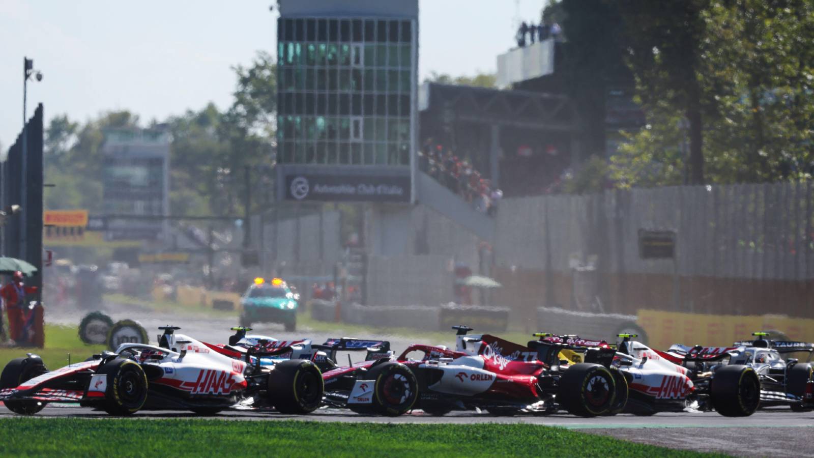 Valtteri Bottas in the Italian Grand Prix pack. Monza September 2022.