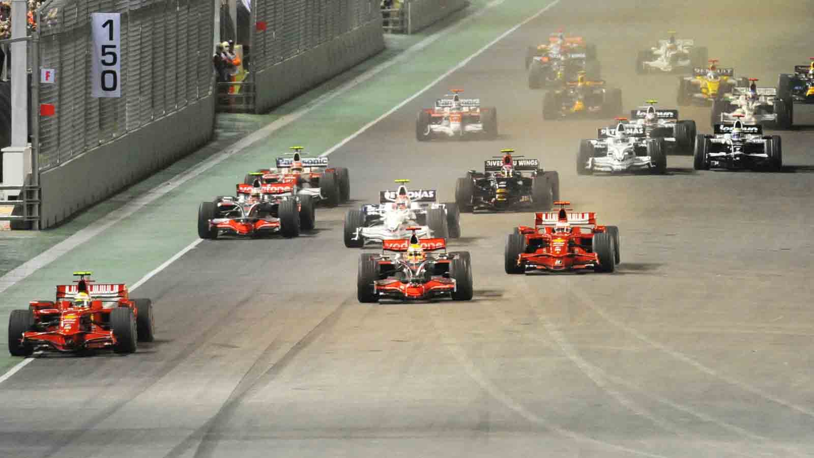 Singapore Grand Prix starts. September 2008 F1 quiz