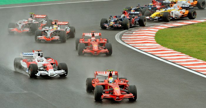 Ferrari's Felipe Massa leads the pack at the 2008 Brazilian Grand Prix. Interlagos, November 2008.