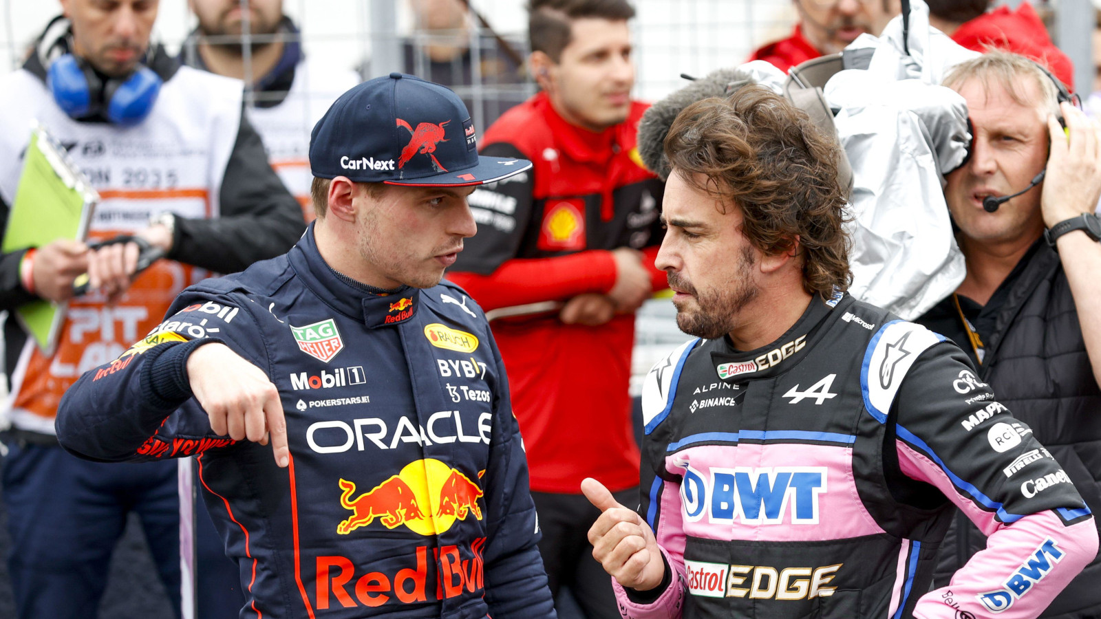 Fernando Alonso explica la larga diferencia entre Alpine y Red Bull : PlanetF1