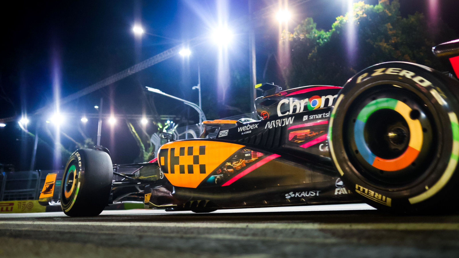 Lando Norris putting in a lap in the upgraded MCL36. Singapore September 2022