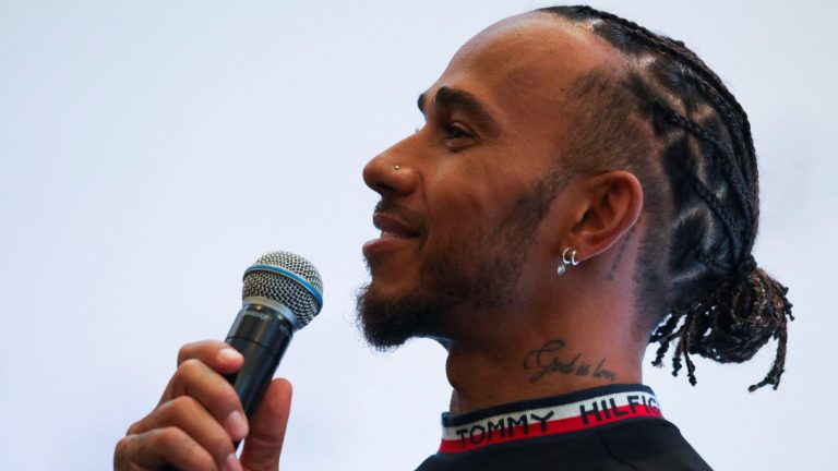 Lewis Hamilton cleared by FIA over alleged breach of jewellery code in
