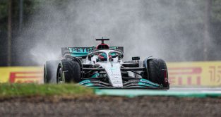 George Russell puts in the laps in the rain. Japan October 2022