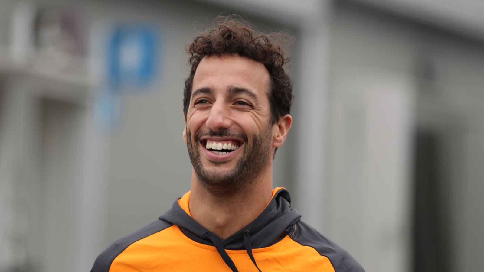 Daniel Ricciardo dans le paddock.  Suzuka octobre 2022.