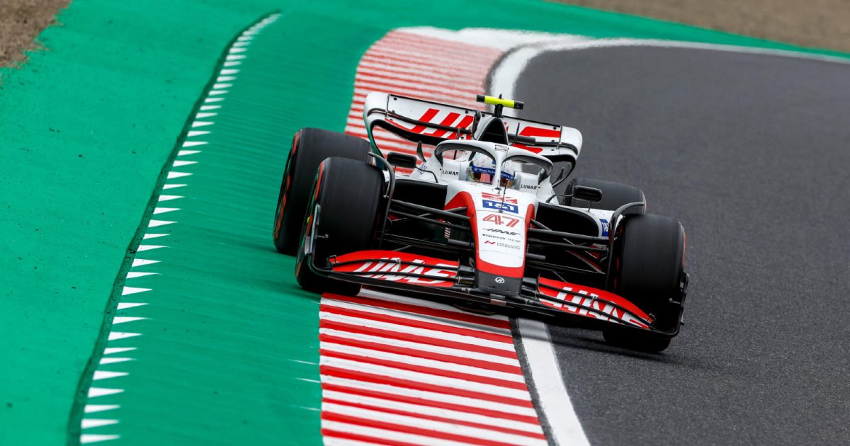 哈斯的米克-舒马赫在日本大奖赛的赛道上。查访,2022年10月。