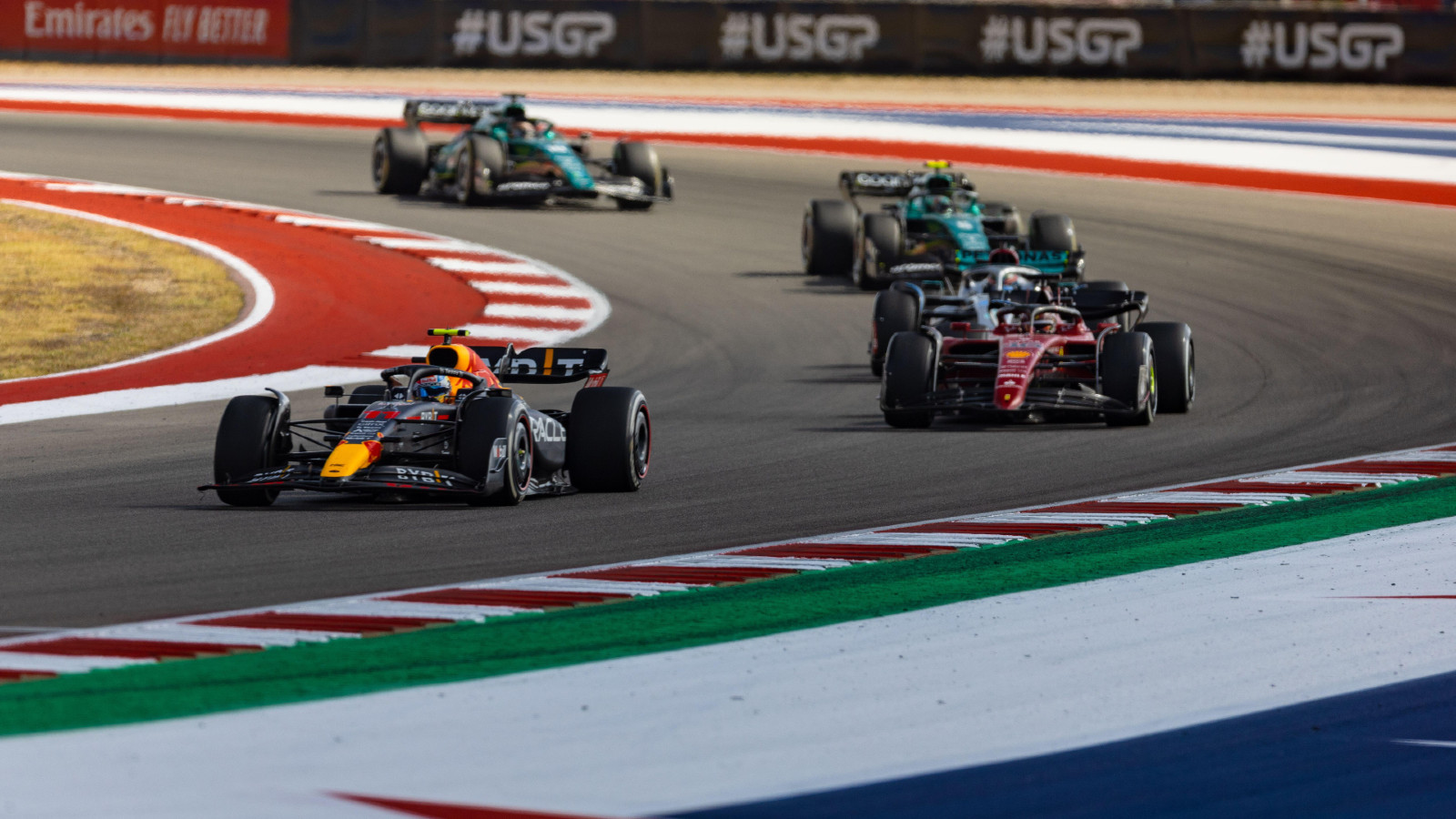 Red Bull's Sergio Perez leads the midfield fight at the United States Grand Prix. Austin, October 2022. F1 2022.