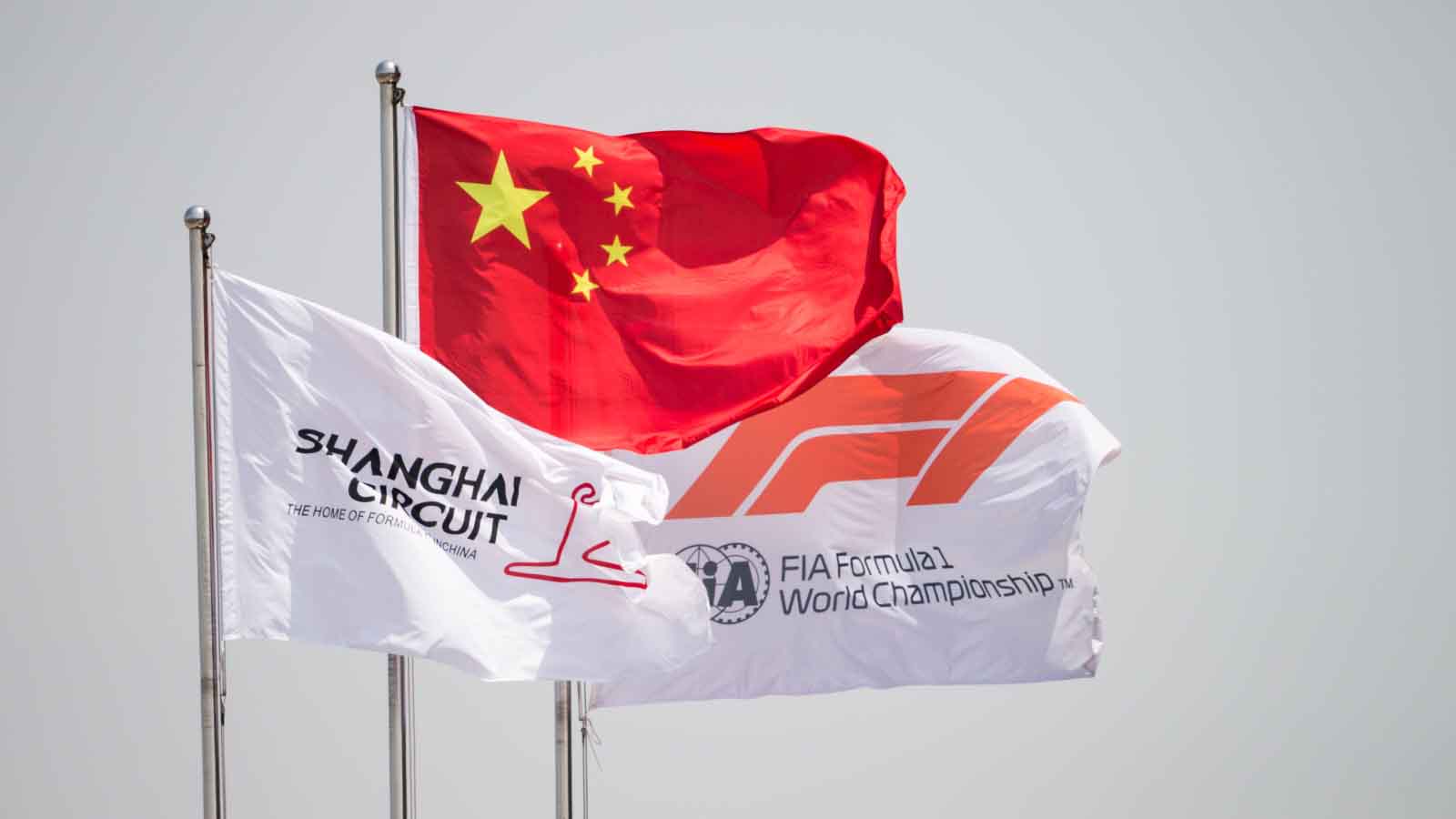 F1、中国和上海国际赛车场的旗帜。2018。