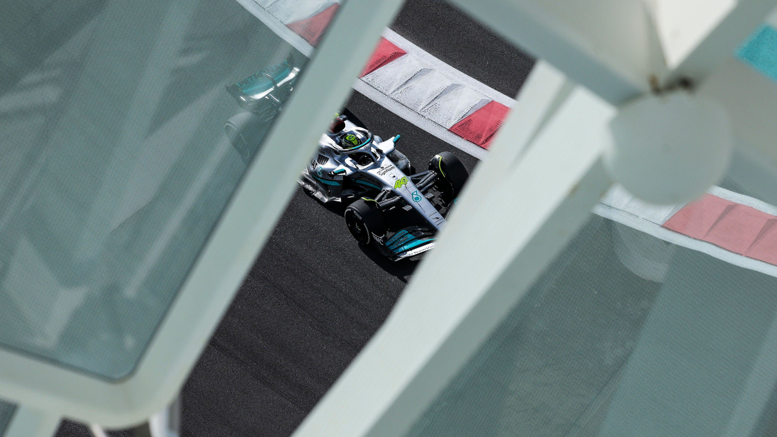 Lewis Hamilton aerial shot at the Yas Marina circuit. Abu Dhabi November 2022 Mercedes