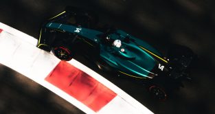 Aston Martin's Fernando Alonso on track in an unbranded car at the Abu Dhabi test. Yas Marina, November 2022.