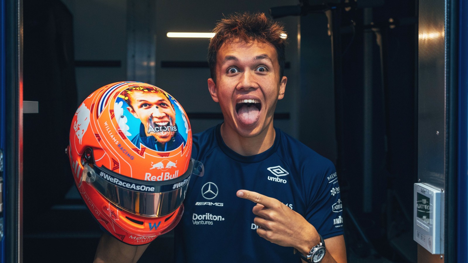 Alex 2024 albon helmet