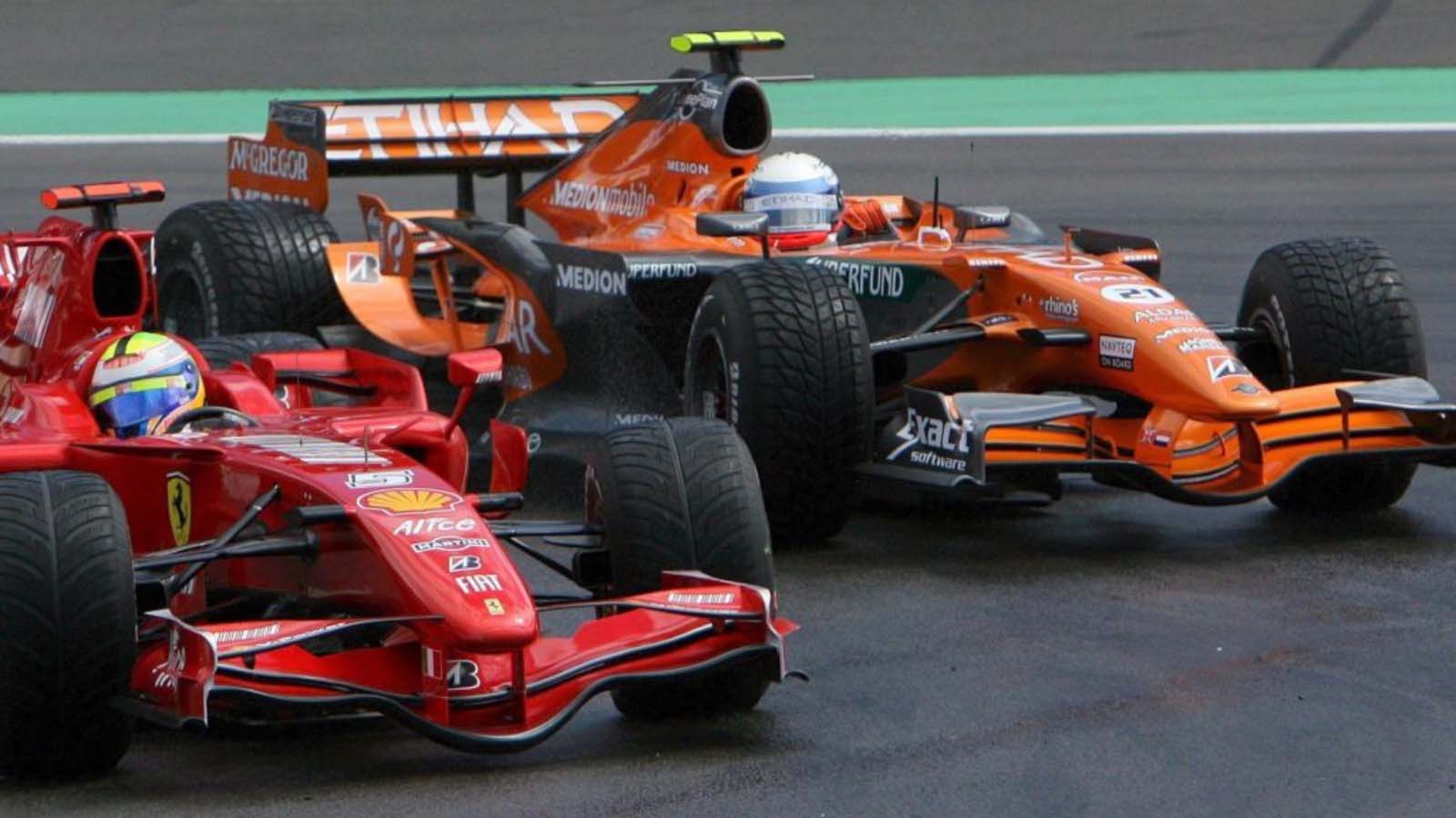 Markus Winkelhock and Felipe Massa. 2007 European GP F1 TV.