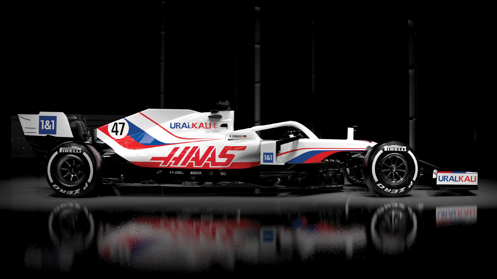 Haas reveal their 2021 Haas VF-21 Uralkali livery