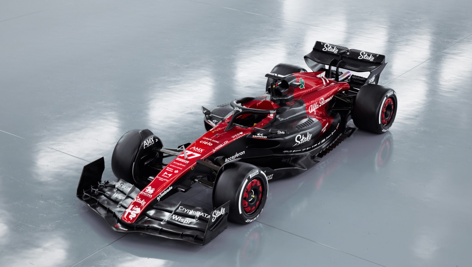 New Formula 1 race car: 2022 F1 car reveal promises better racing, more  sustainability - CNET