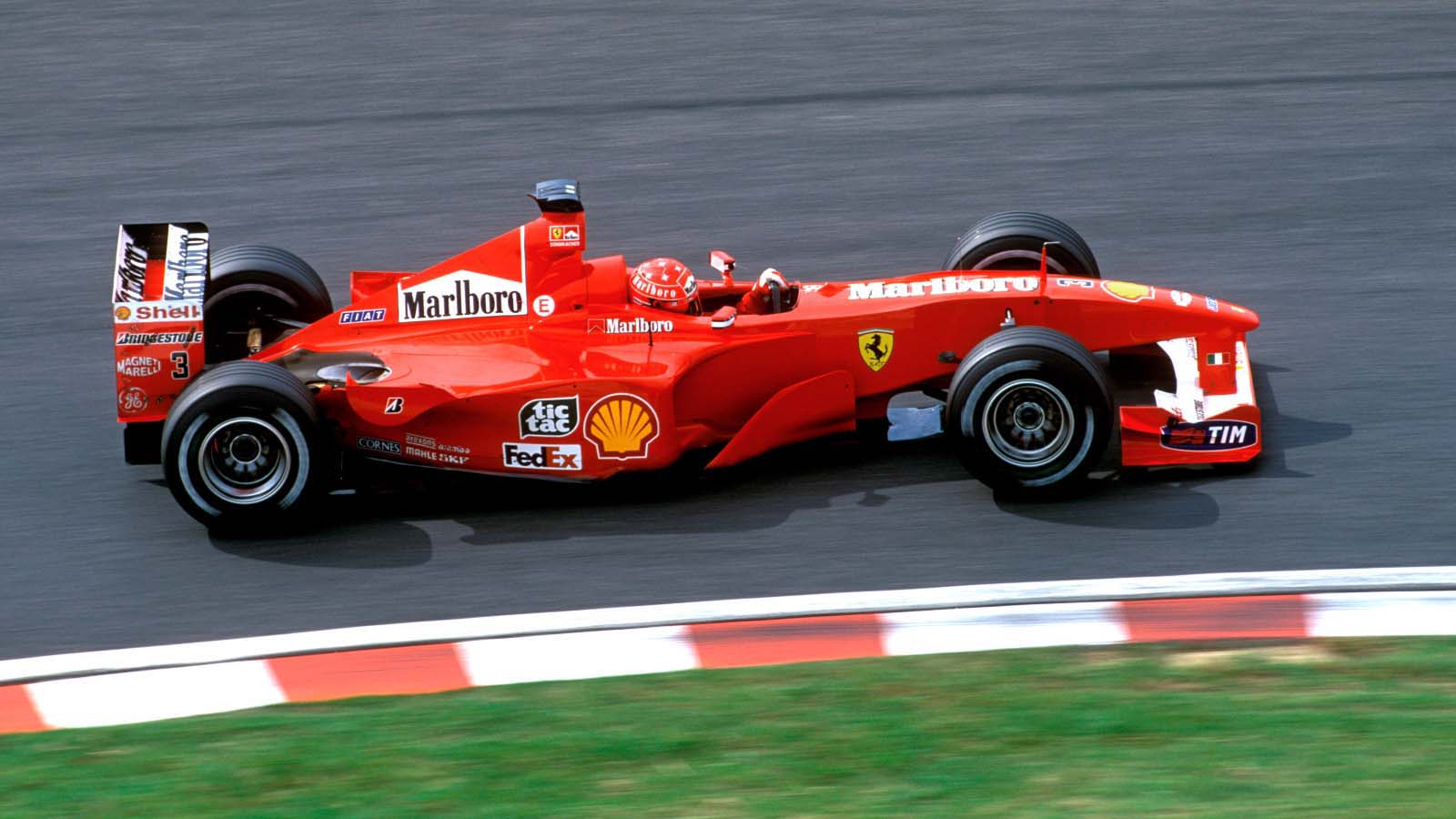 迈克尔·舒马赫在2000年日本大奖赛上。铃鹿F1测试。