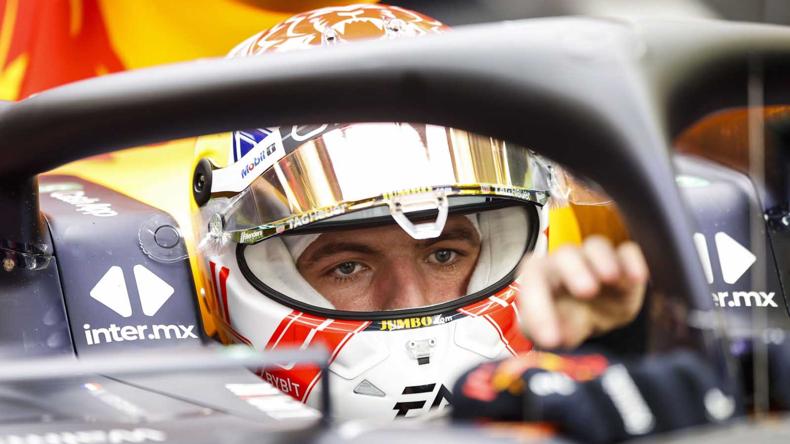Max Verstappen in the Red Bull cockpit. Bahrain February 2023.