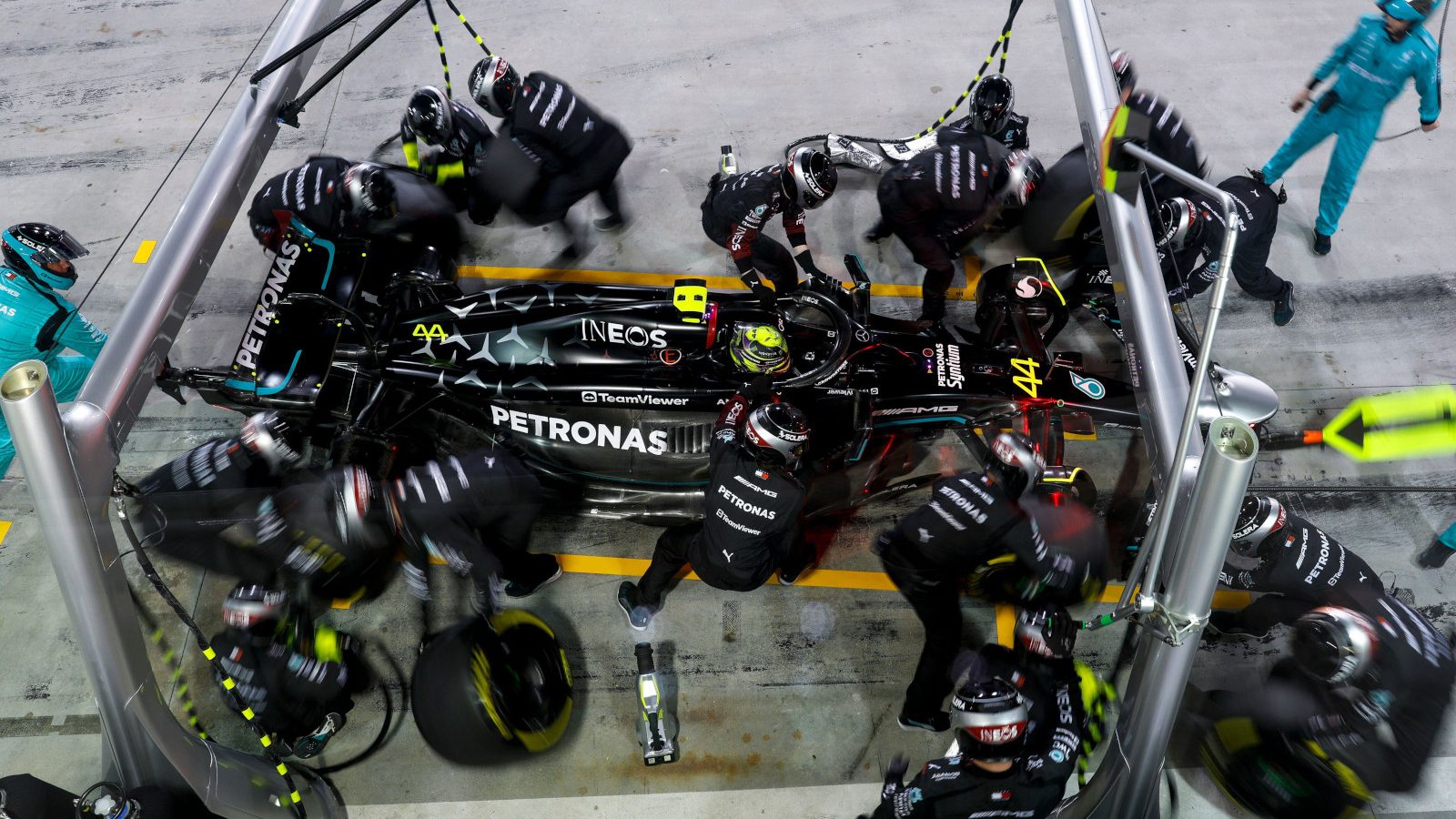 Mercedes pit stop practice with Lewis Hamilton. Bahrain February 2023