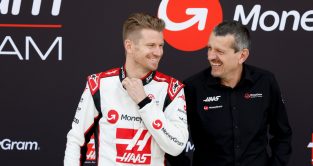 Guenther Steiner laughing with Nico Hulkenberg. Bahrain February 2023
