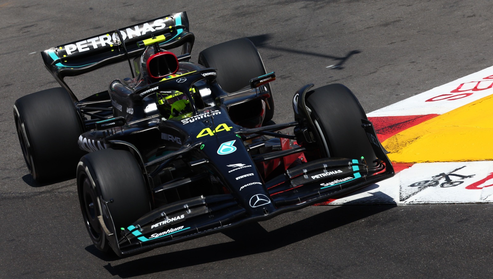 Monaco GP FP1 Carlos Sainz quickest as the revised W14 makes its debut