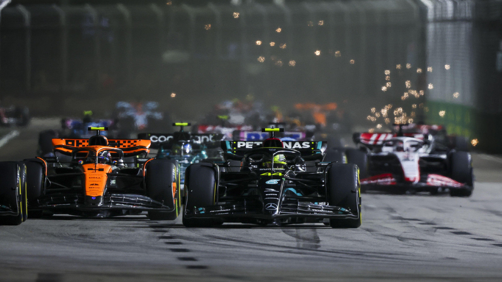 The start of the race at the 2023 Singapore Grand Prix.