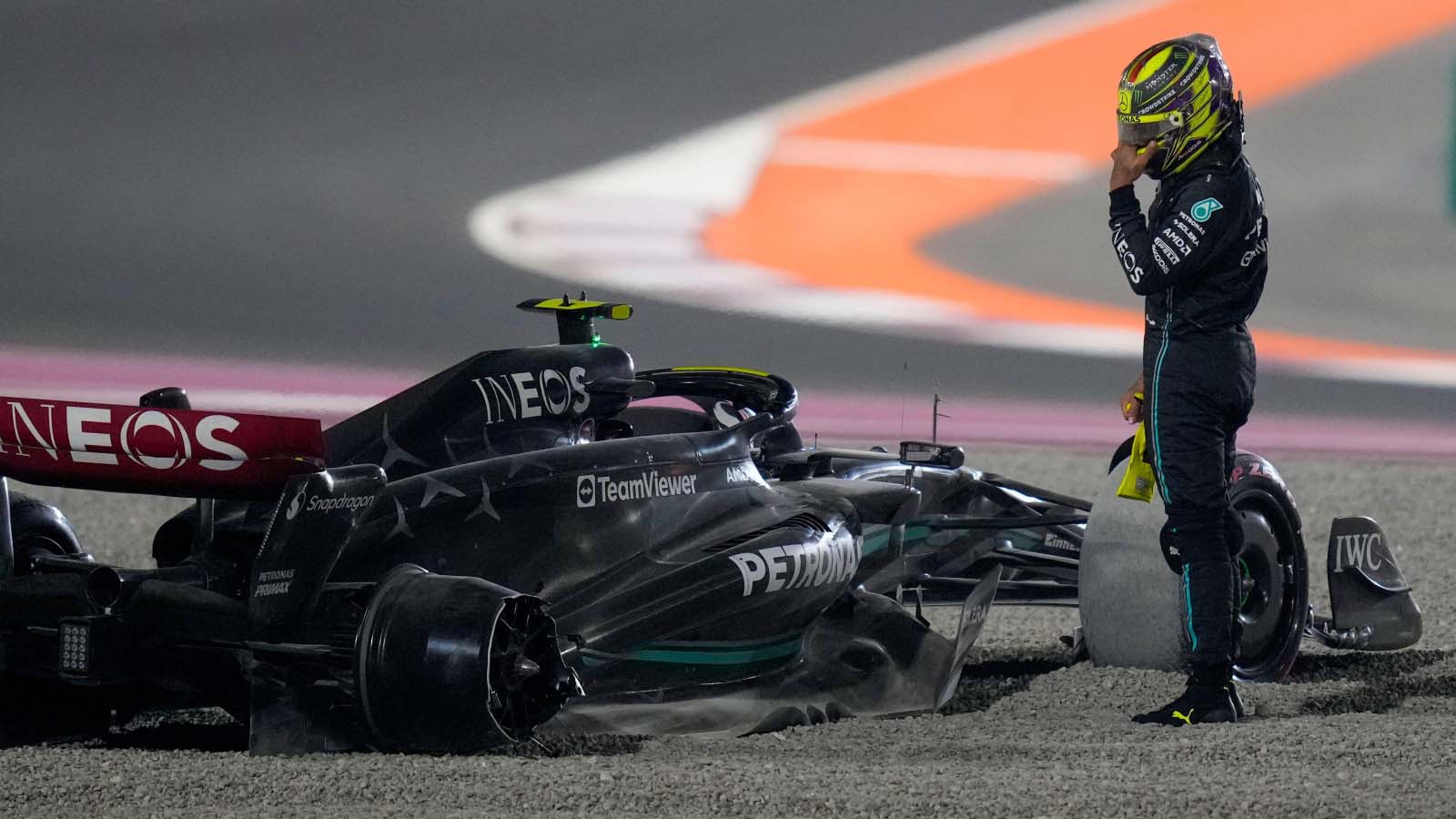 Nico Rosberg pins '100%' blame on Lewis Hamilton for George