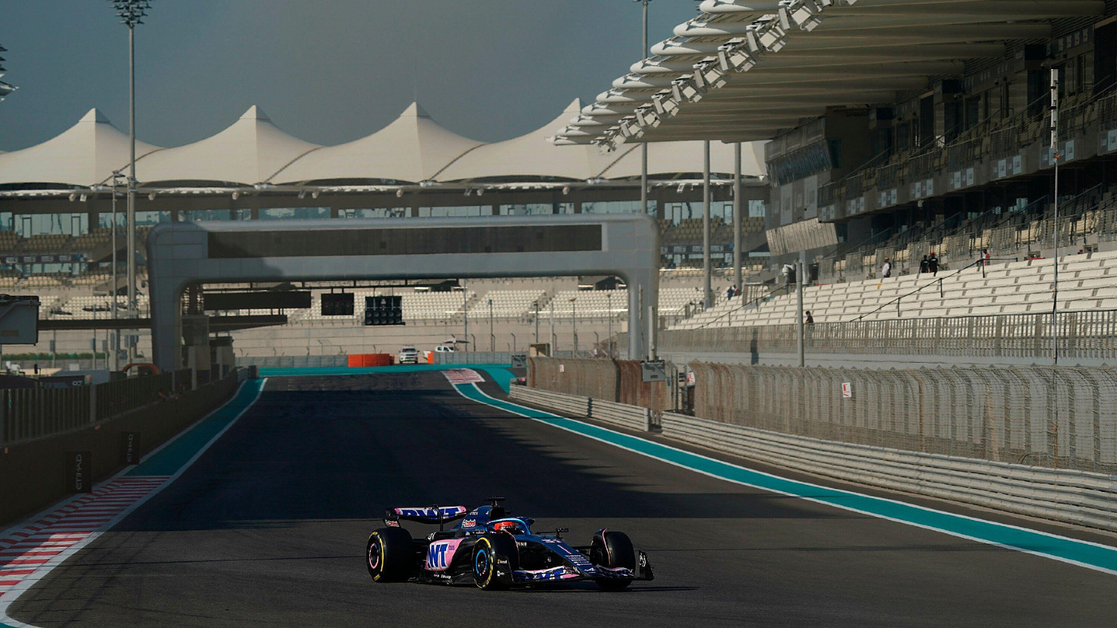 F1 results 2023 Abu Dhabi postseason young driver and tyre test