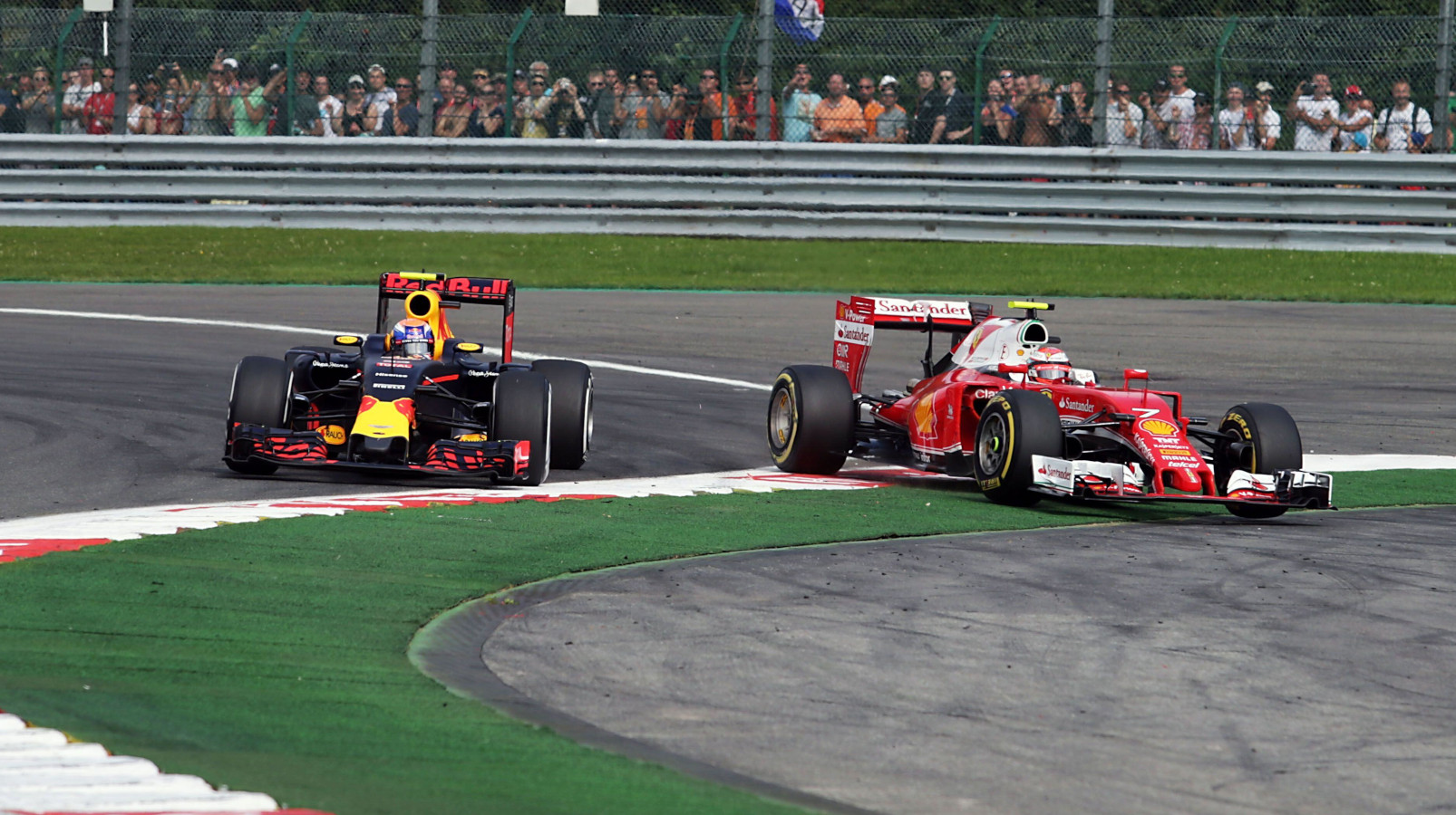 ‘He needs to see a psychiatrist’ – Max Verstappen reacts to Niki Lauda story