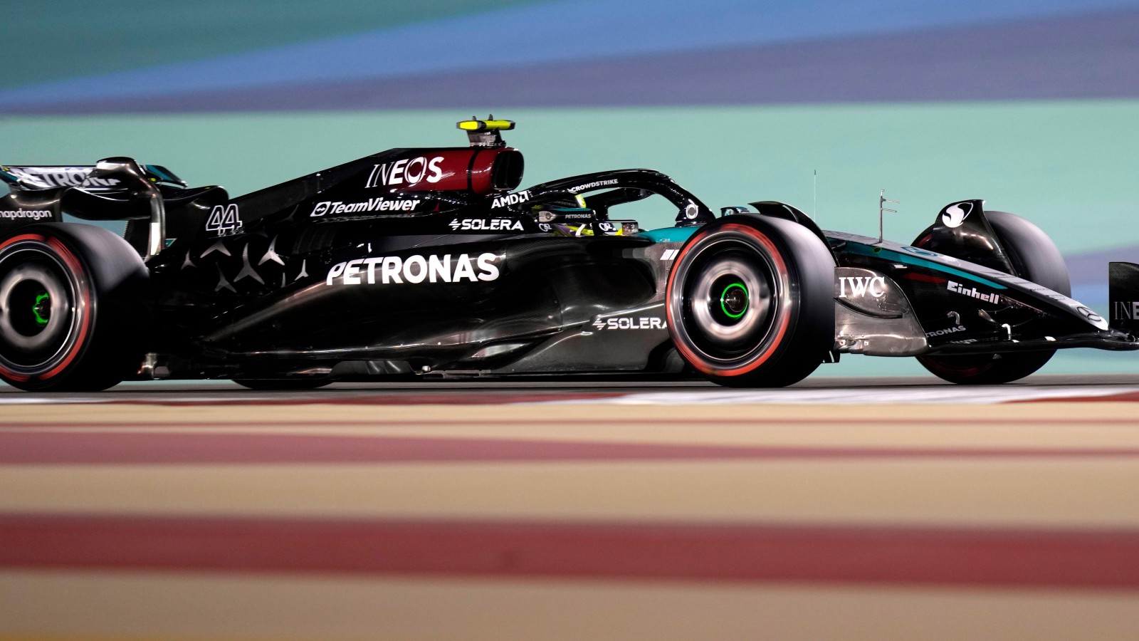 Bahrain Grand Prix: Lewis Hamilton heads Mercedes FP2 1-2, Max