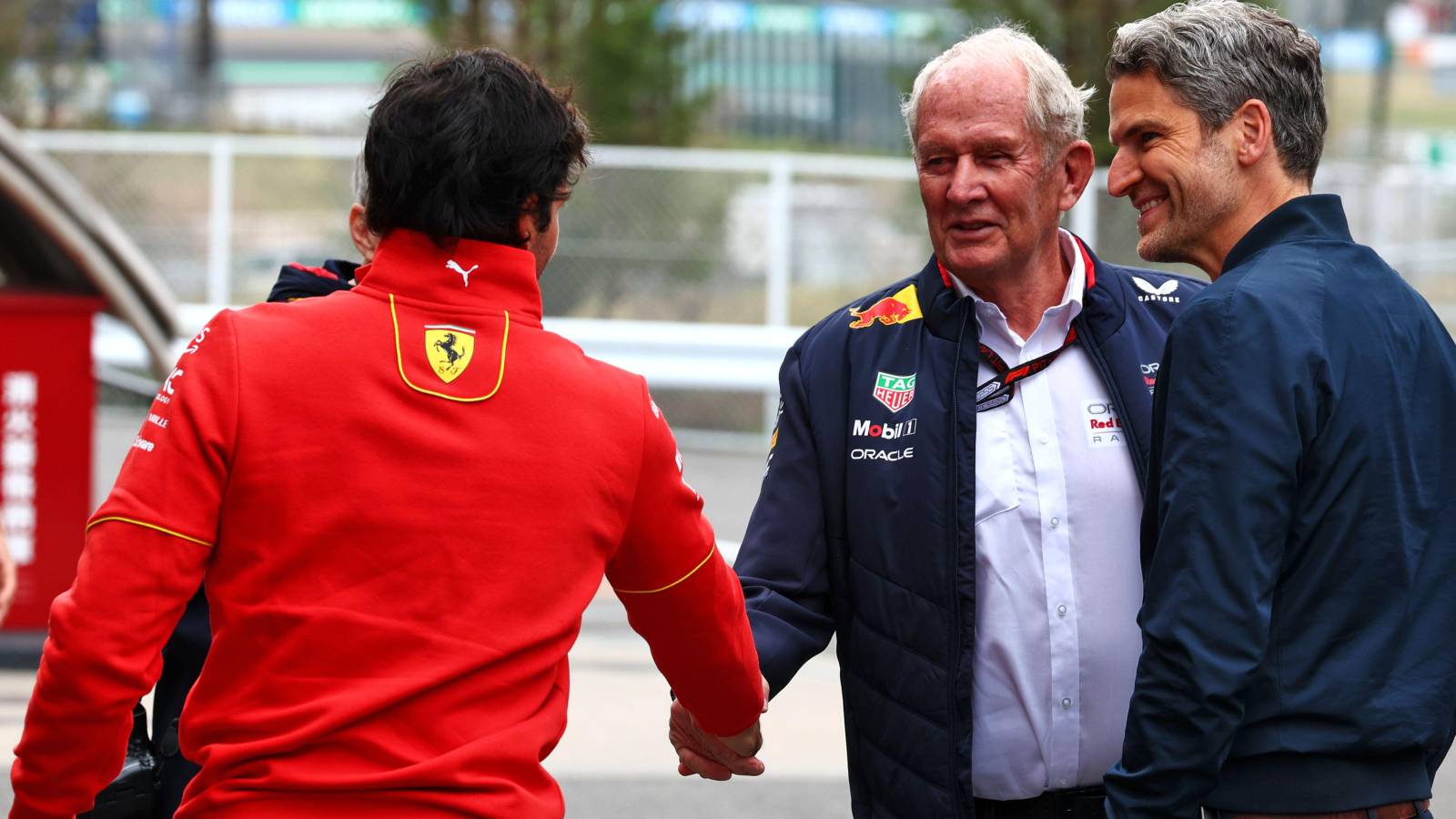 ‘Red Bull run by the Verstappen family’ – Fears rise over ‘travesty’ scenario for Carlos Sainz