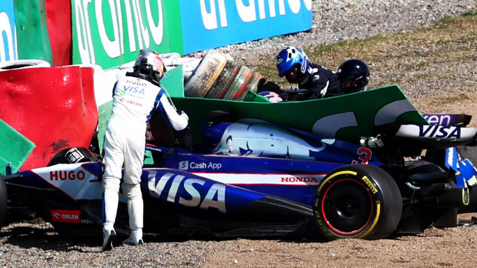 Japanese Grand Prix red-flagged as Daniel Ricciardo involved in first-lap  collision