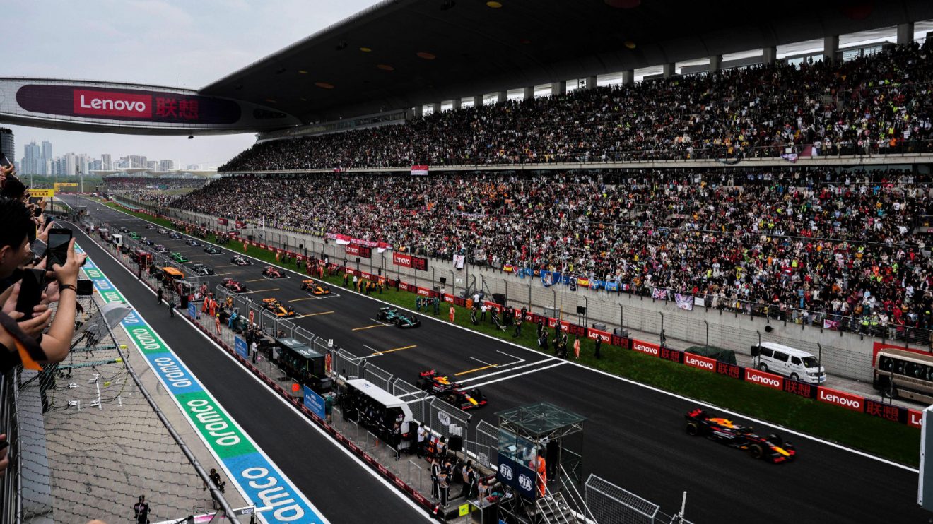 Race start at the 2024 Chinese Grand Prix.